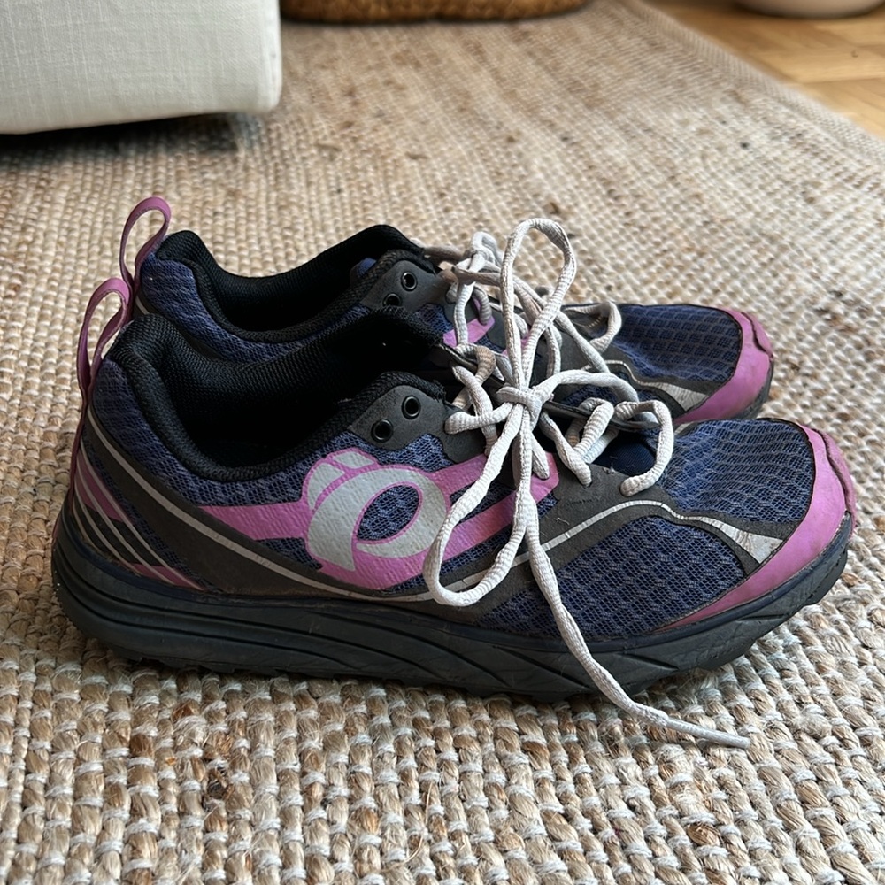 Pearl Izumi Women's EM Trail M2 Run Running Hiking Hike Shoes Sneakers - 7.5